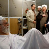 عيادة العلماء والشخصيات للإمام الخامنئي حفظه الله في المستشفى